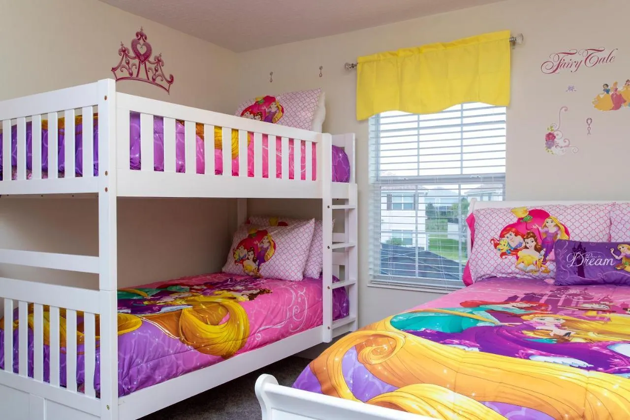 Holiday home Stunning Four Bedroom W/ Screened Pool Close To Disney 1559 Four Corners